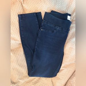 Universal Threads Denim Jeggings 30R  never worn.
